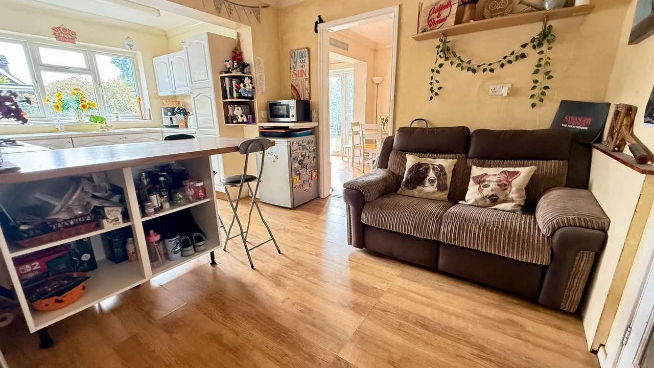 Broadway Close, Bourne, PE10, photo 6