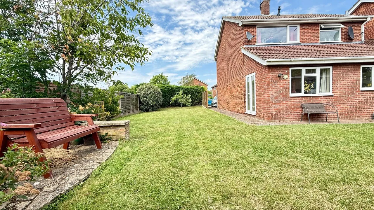 Broadway Close, Bourne, PE10, photo 22