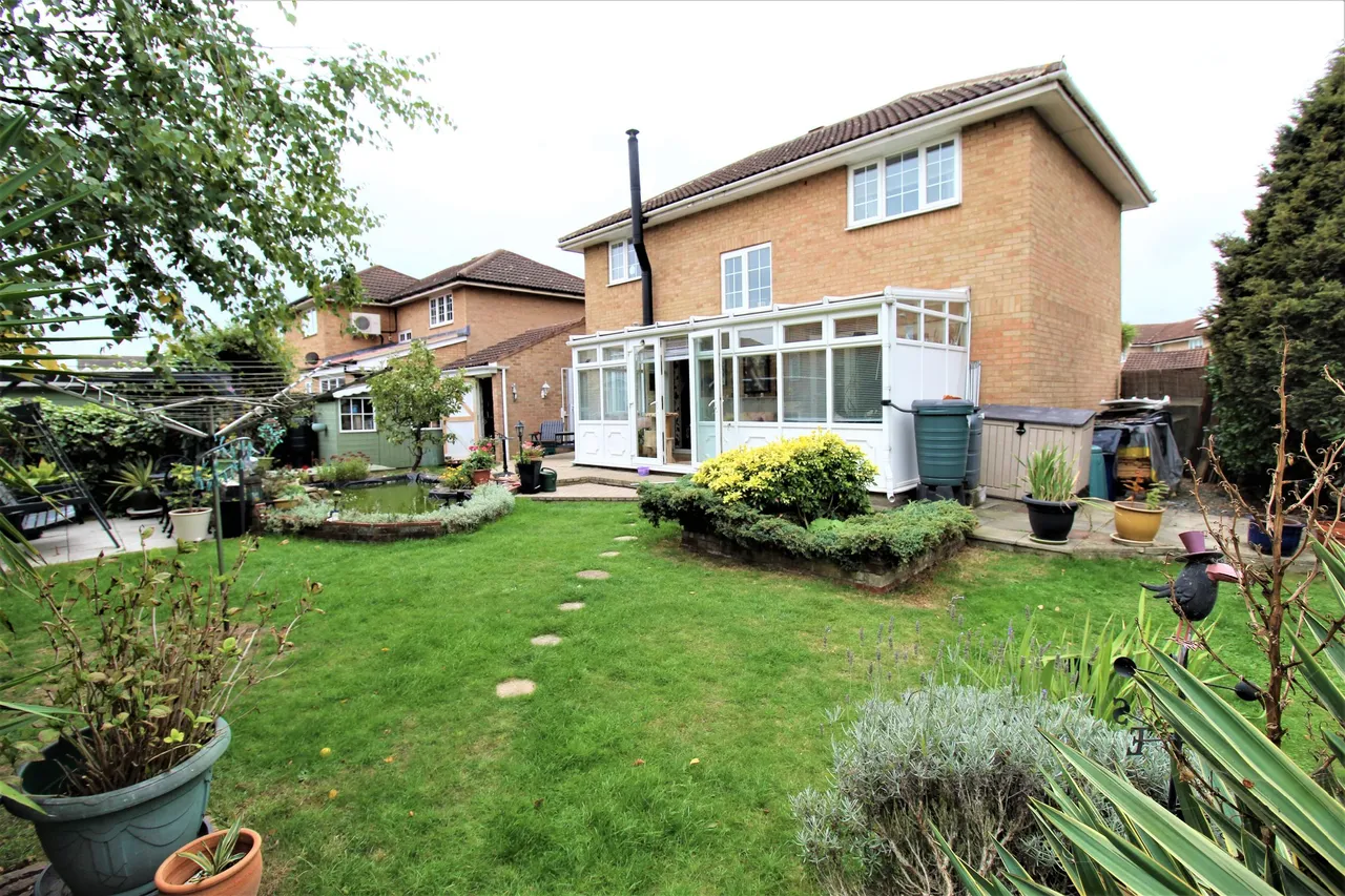 Medlar Road, Grays, Essex, RM17 6TU, photo 12
