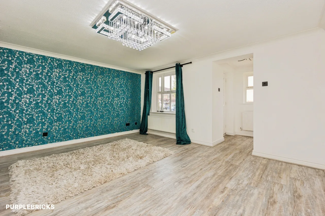 Sandpiper Drive, Stockport, SK3, photo 12