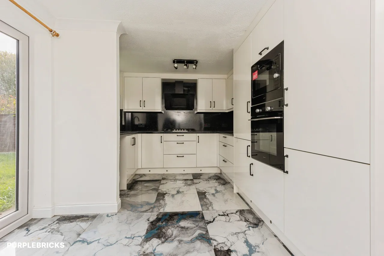 Sandpiper Drive, Stockport, SK3, photo 4