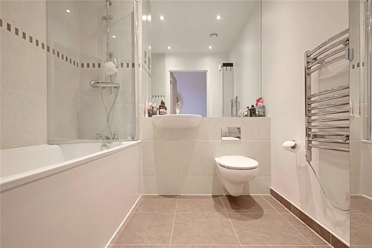 Dunstan Mews, Enfield, photo 7
