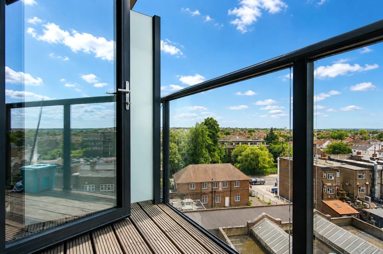 Dunstan Mews, Enfield, photo 3