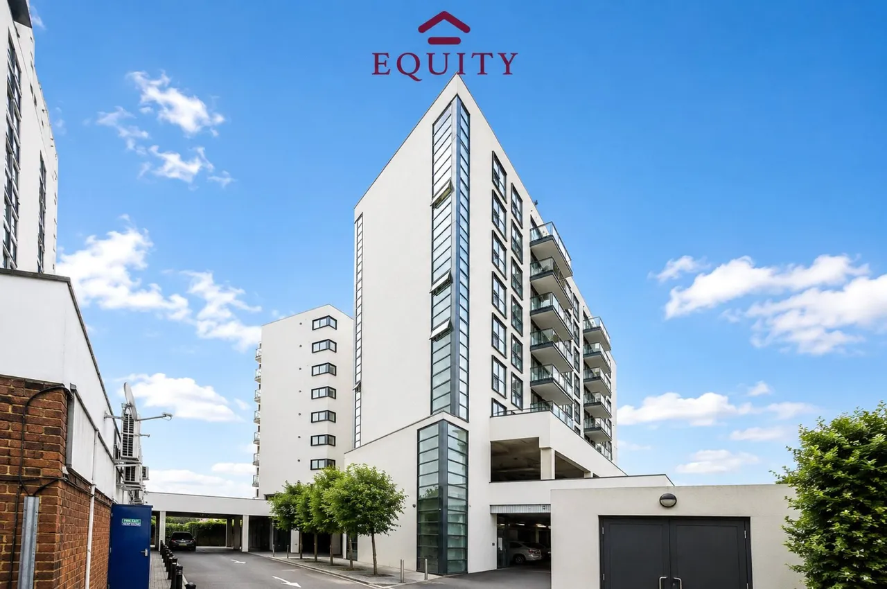 Dunstan Mews, Enfield, photo 2