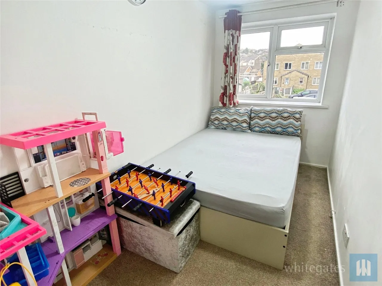 Clarkson Close, Heckmondwike, WF16, photo 9