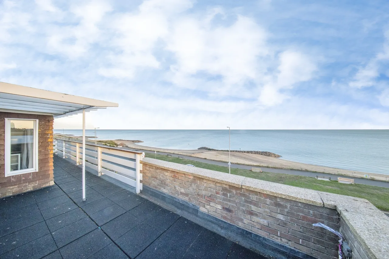Kings Parade, Clacton-On-Sea, CO15, photo 16