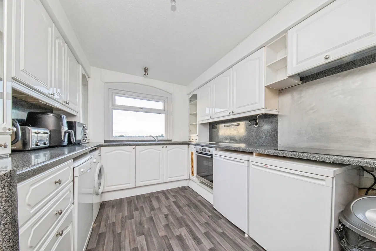 Kings Parade, Clacton-On-Sea, CO15, photo 6