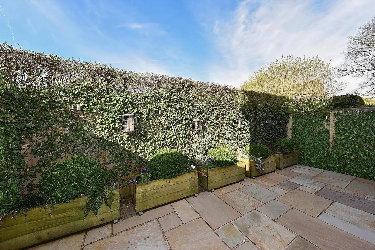 Nether Fold, Prestbury, photo 17