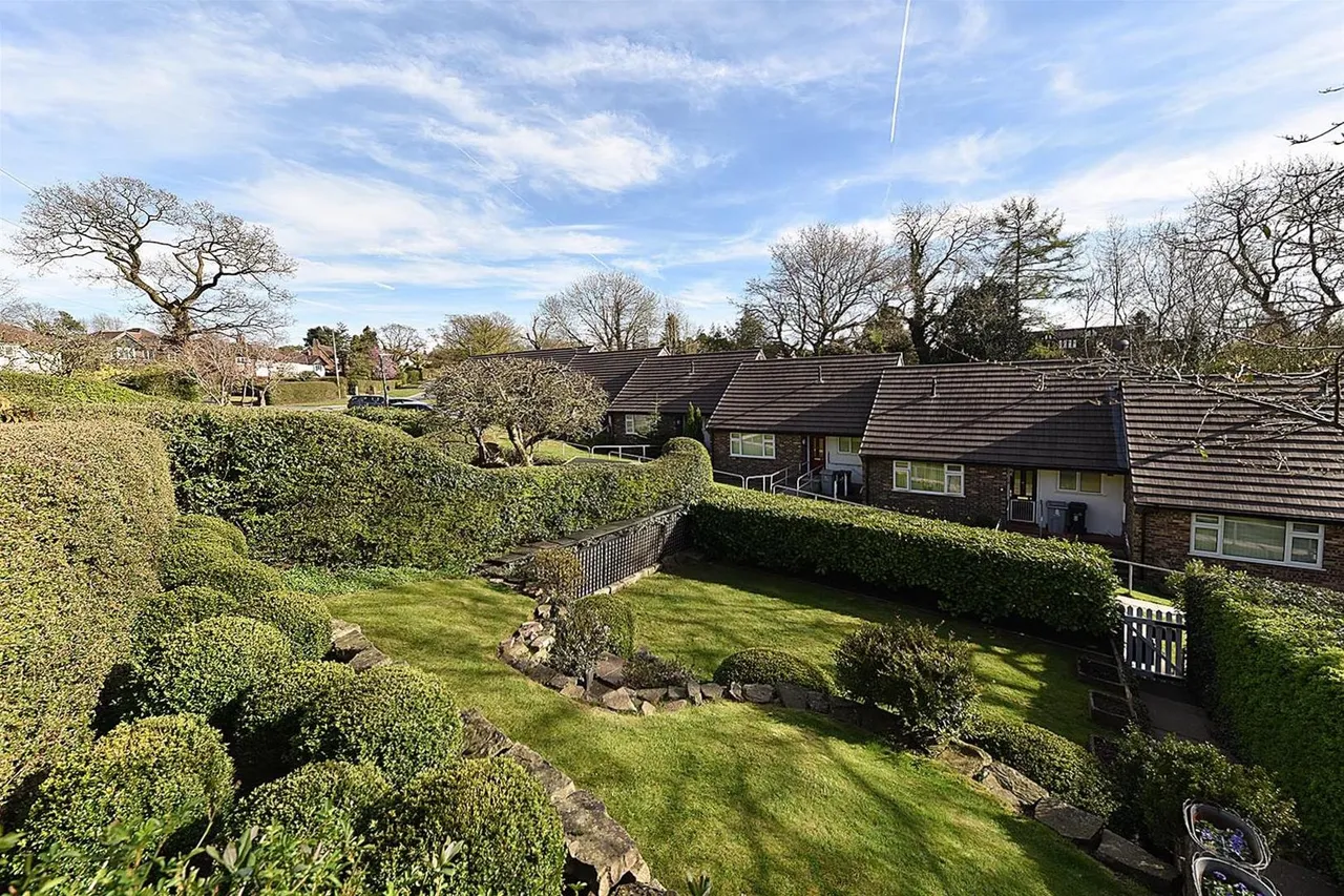 Nether Fold, Prestbury, photo 20