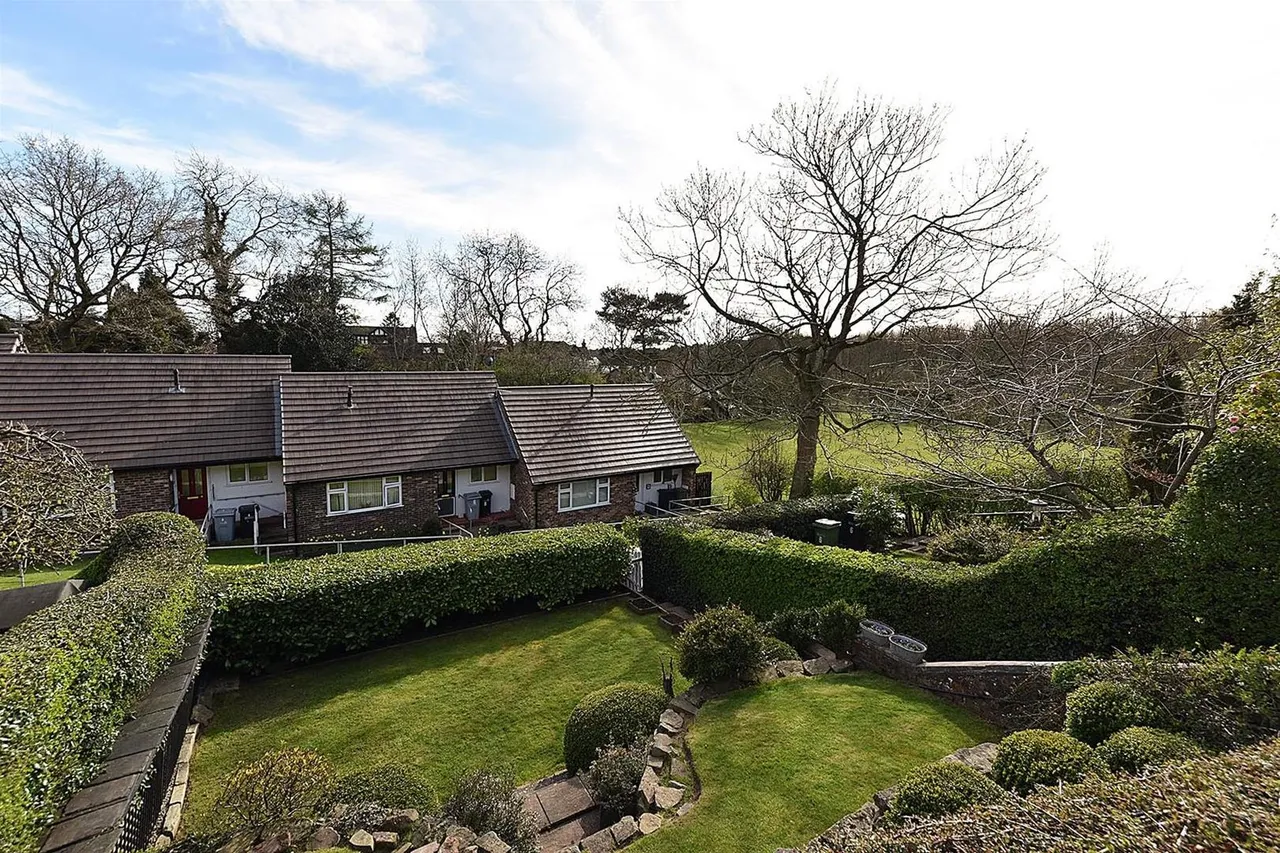 Nether Fold, Prestbury, photo 21