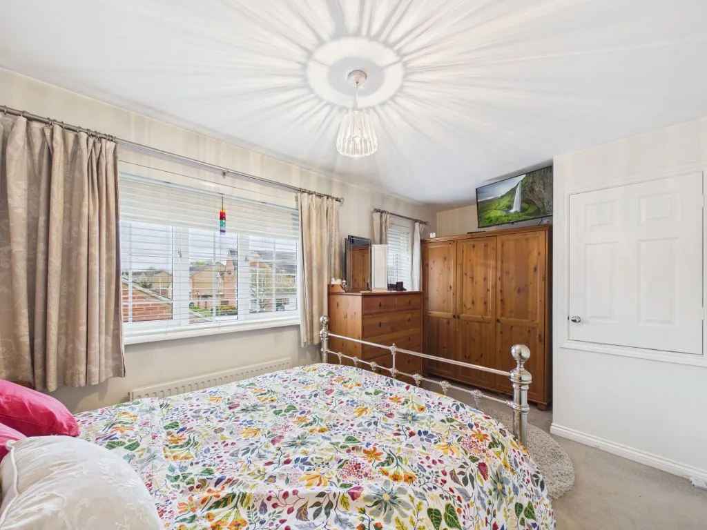 Paddick Drive, Lower Earley, RG6, photo 11