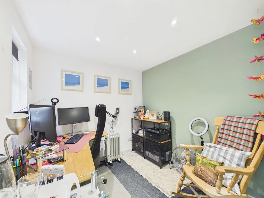 Paddick Drive, Lower Earley, RG6, photo 14