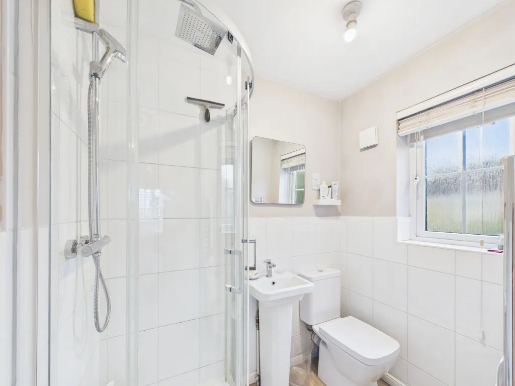 Paddick Drive, Lower Earley, RG6, photo 13