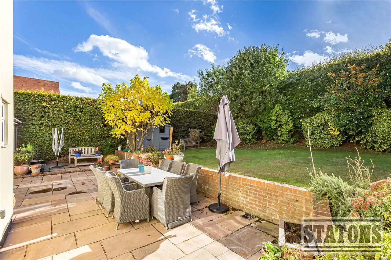 Tolmers Road, Cuffley, EN6, photo 18