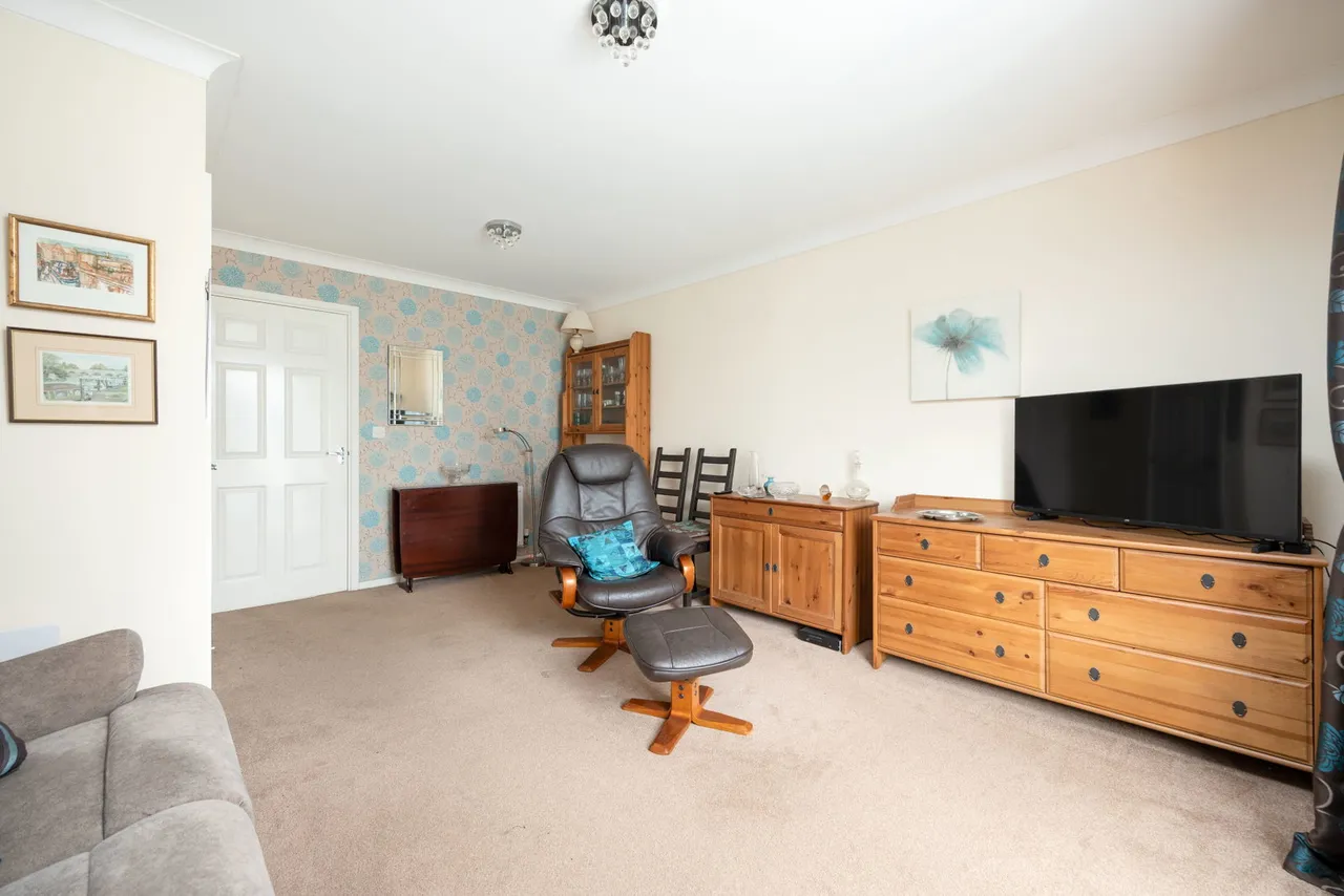 Dowse Road, Devizes, SN10, photo 18