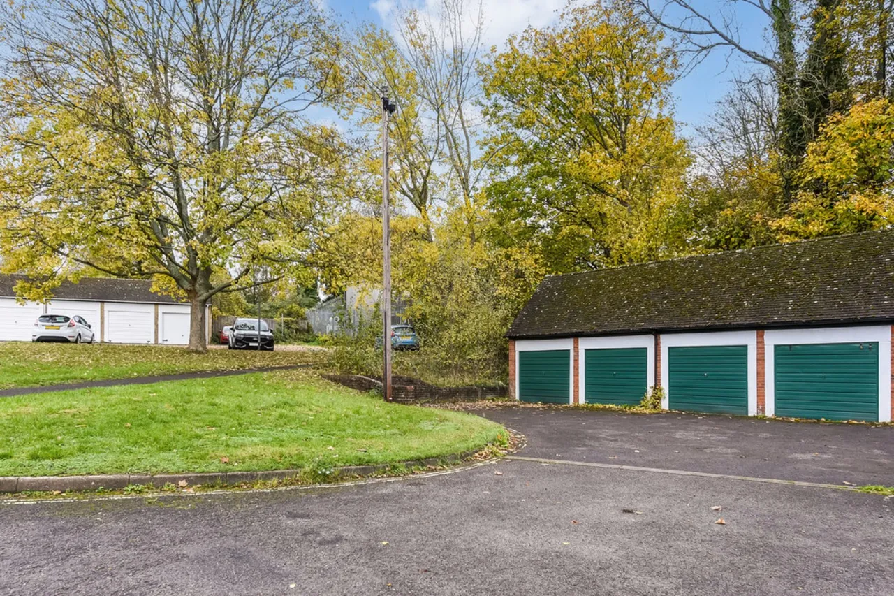 Princes Place, Stanmore, Winchester, photo 10