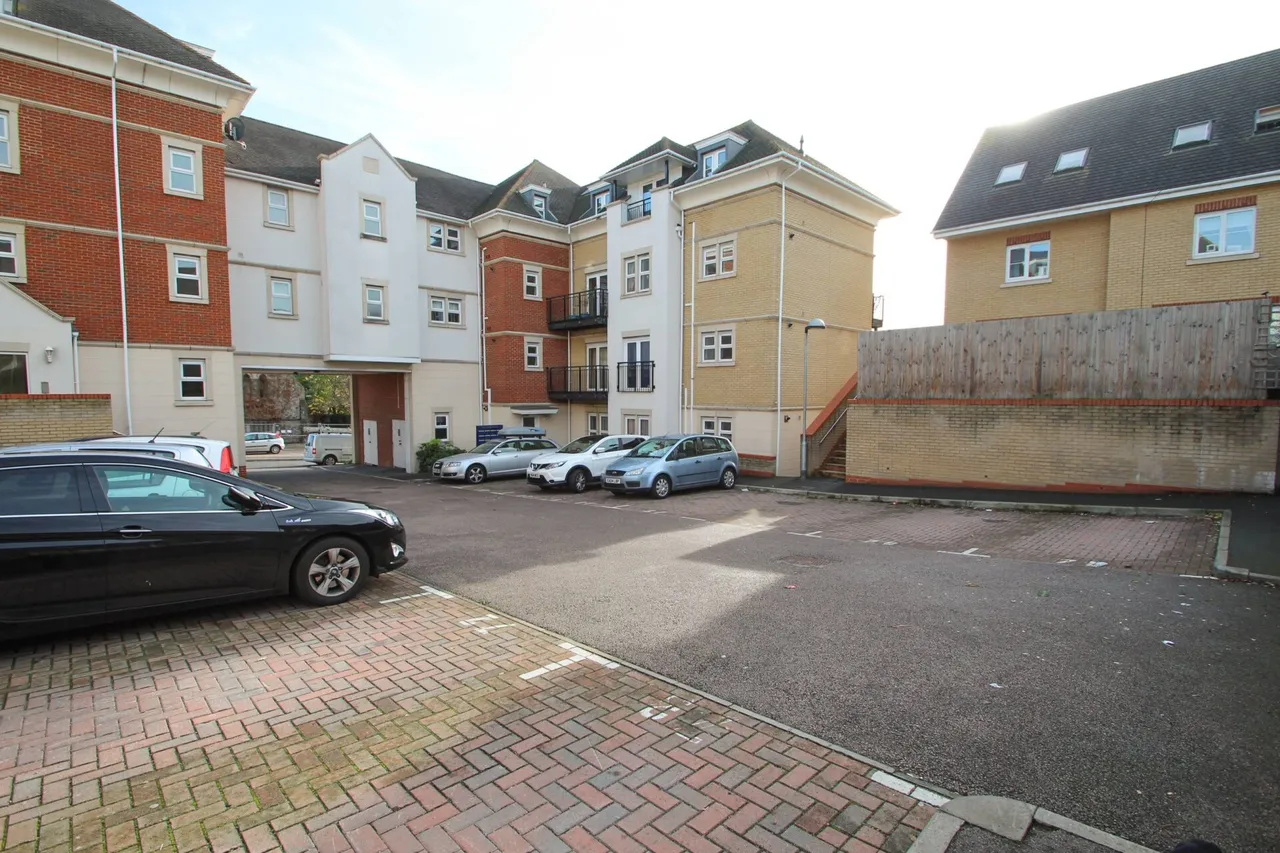 Crawford Avenue, Dartford, photo 9