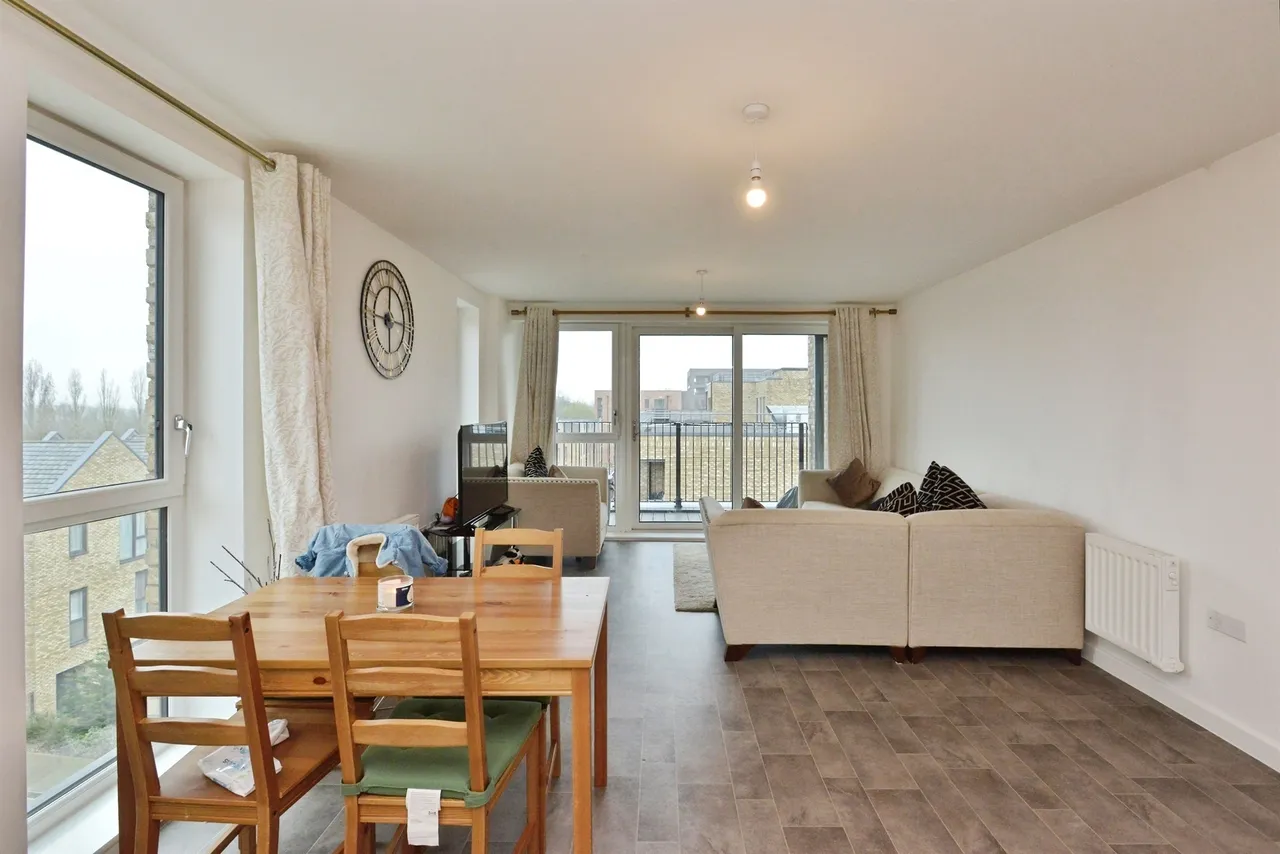 Canal Street, Campbell Park, MK9, photo 11