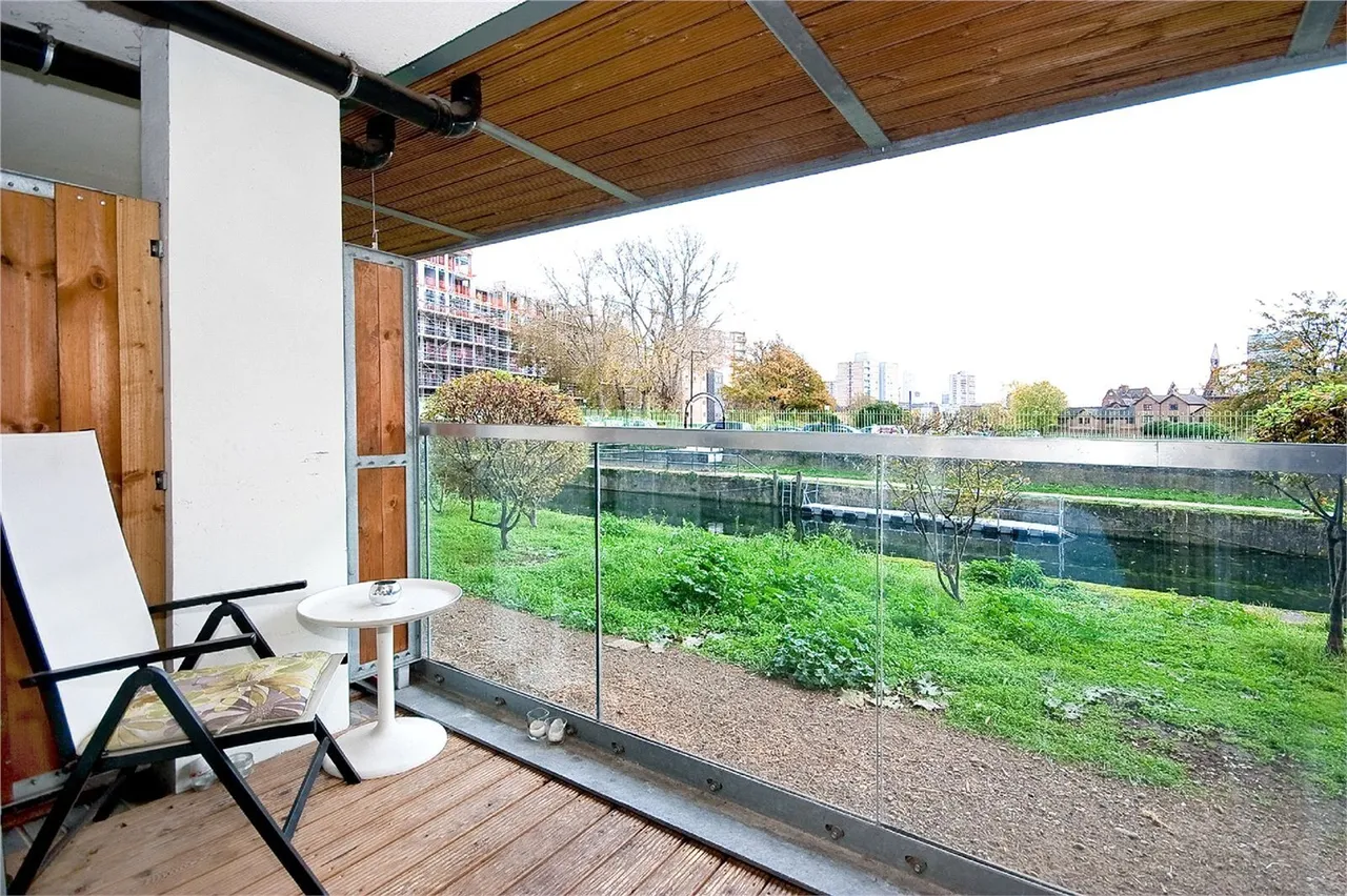 Ursula Gould Way, London, E14, photo 4