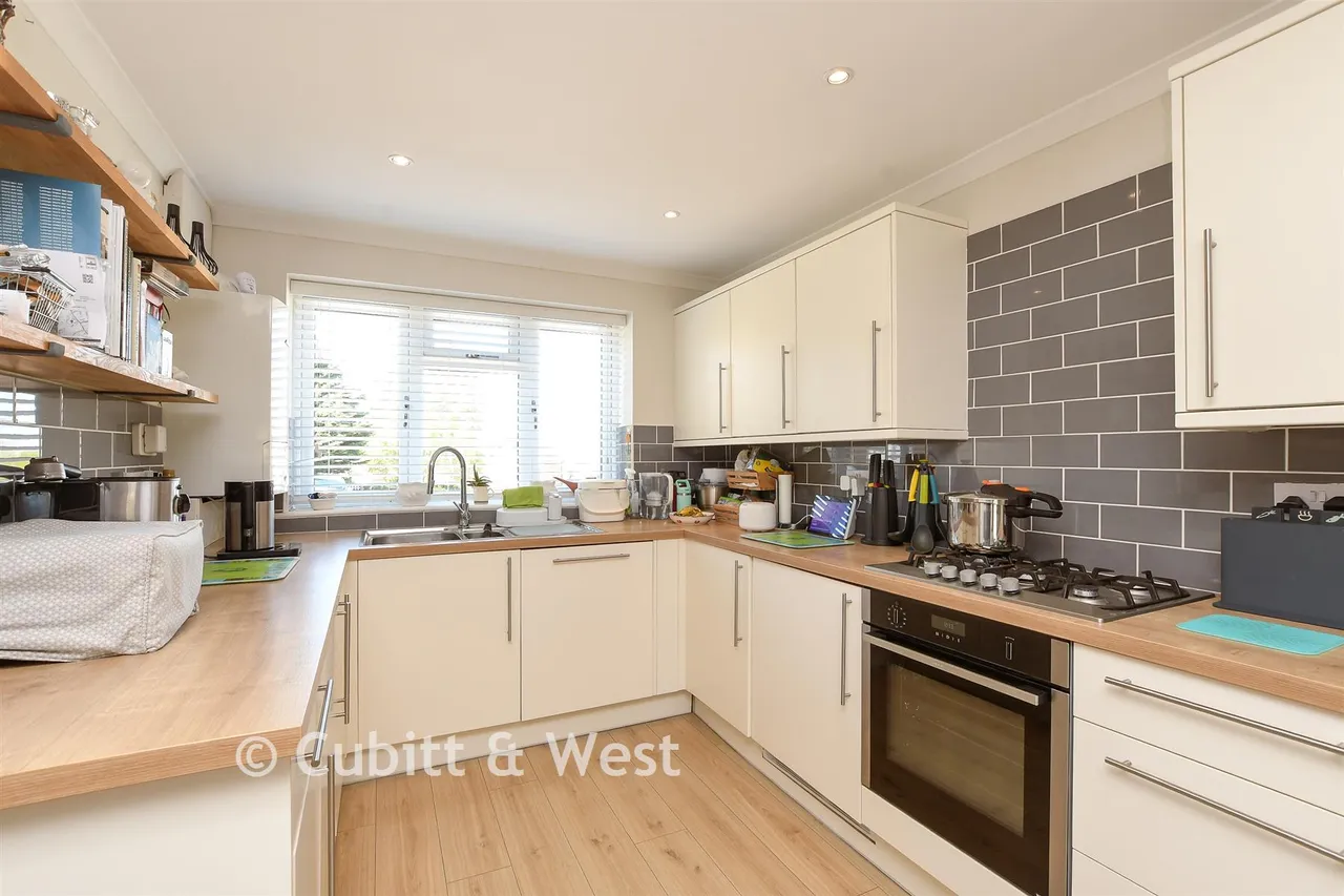 Lambert Road, Banstead, SM7, photo 3