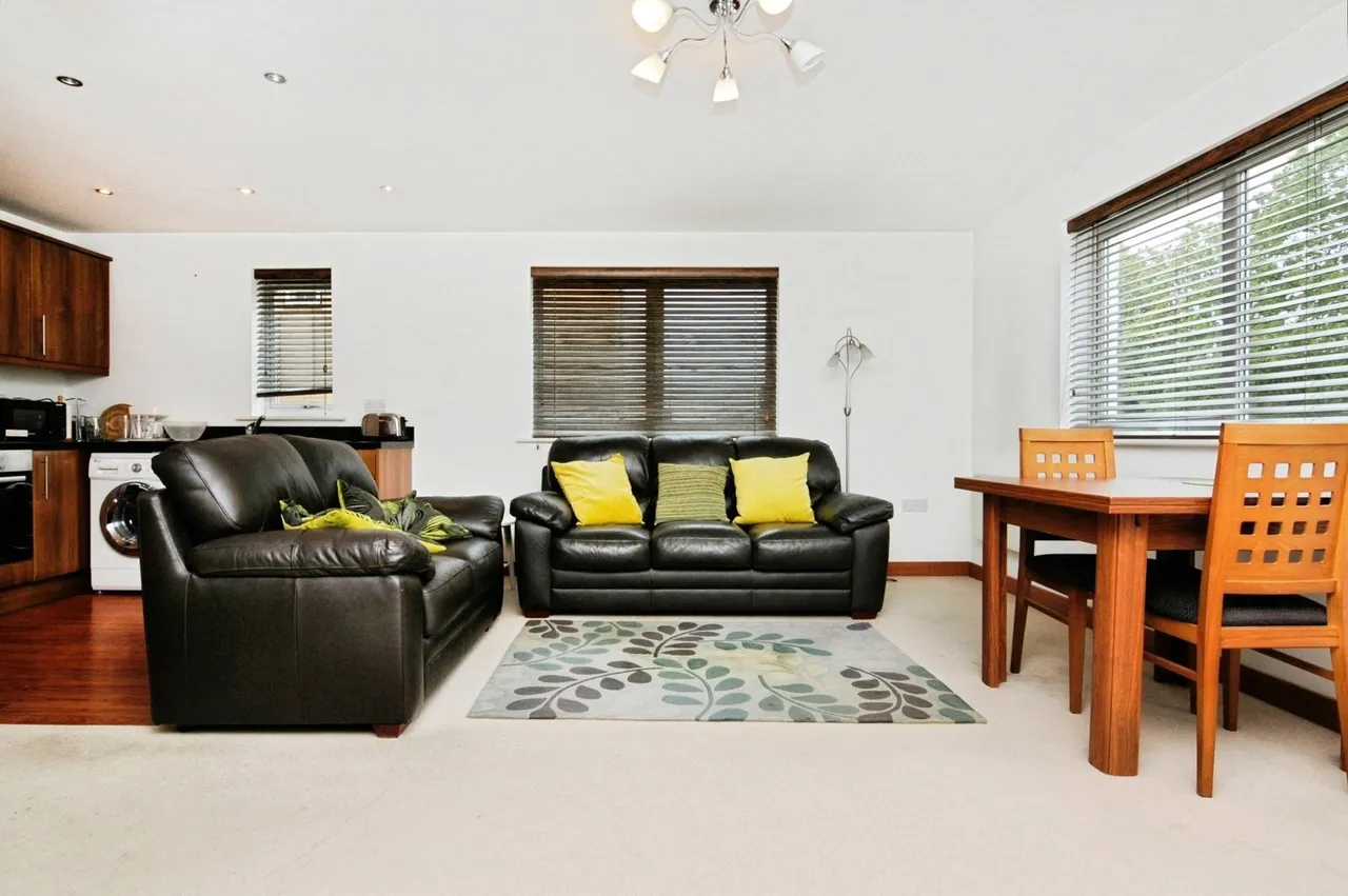 Rayleigh Road, Leigh-on-Sea, Essex, SS9, photo 5