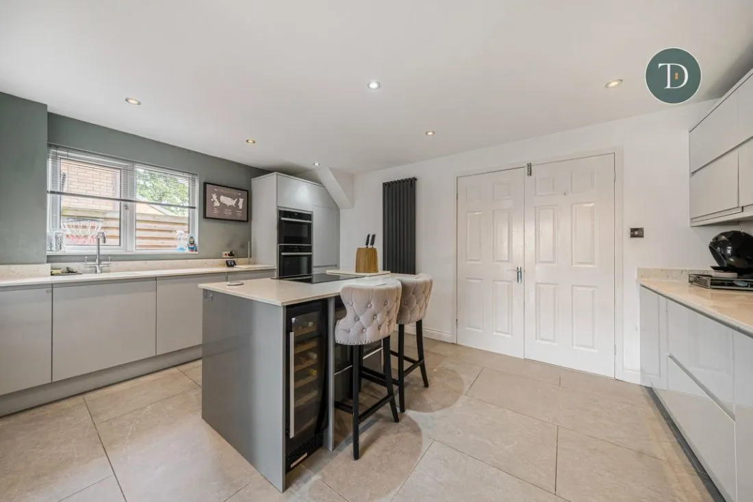 Blackthorne Avenue, Whitby, CH66 2XA, photo 3