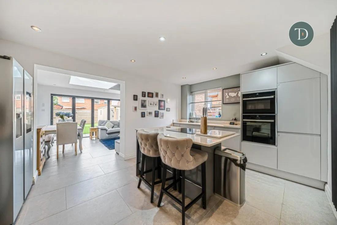 Blackthorne Avenue, Whitby, CH66 2XA, photo 9