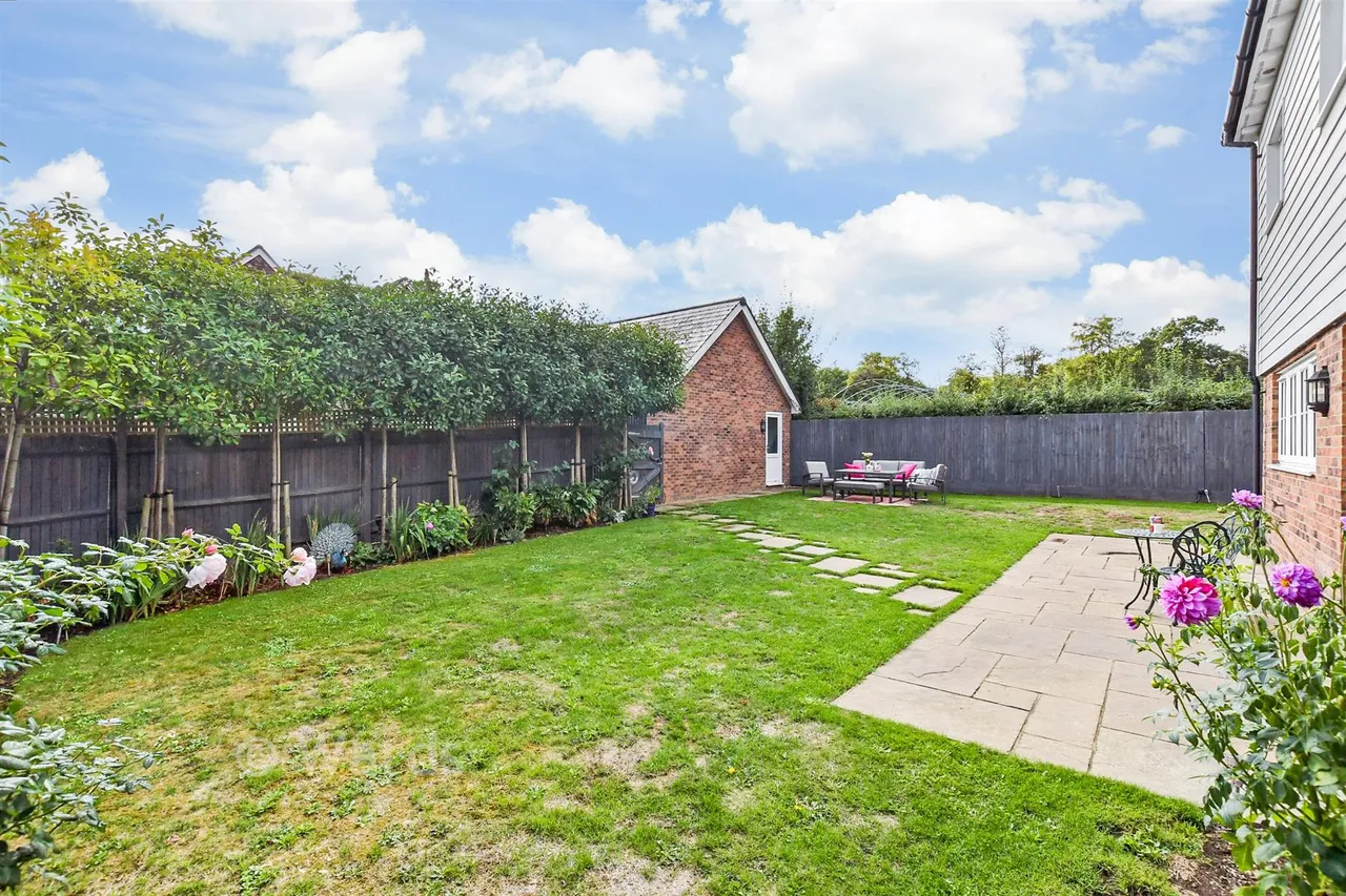 Penny Close, Boughton Monchelsea, ME17, photo 7