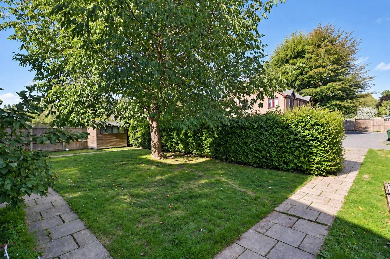 Winchester Road, Basingstoke, photo 10