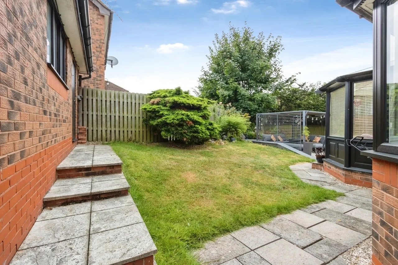 Tudor Lawns, Carr Gate, Wakefield, West Yorkshire, WF2, photo 28