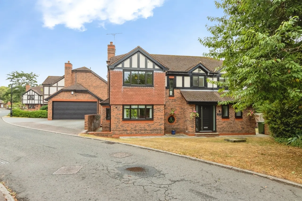 Tudor Lawns, Carr Gate, Wakefield, West Yorkshire, WF2, photo 33