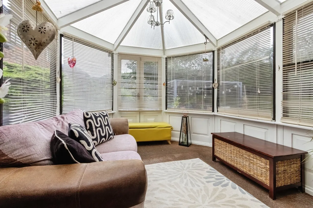 Tudor Lawns, Carr Gate, Wakefield, West Yorkshire, WF2, photo 12