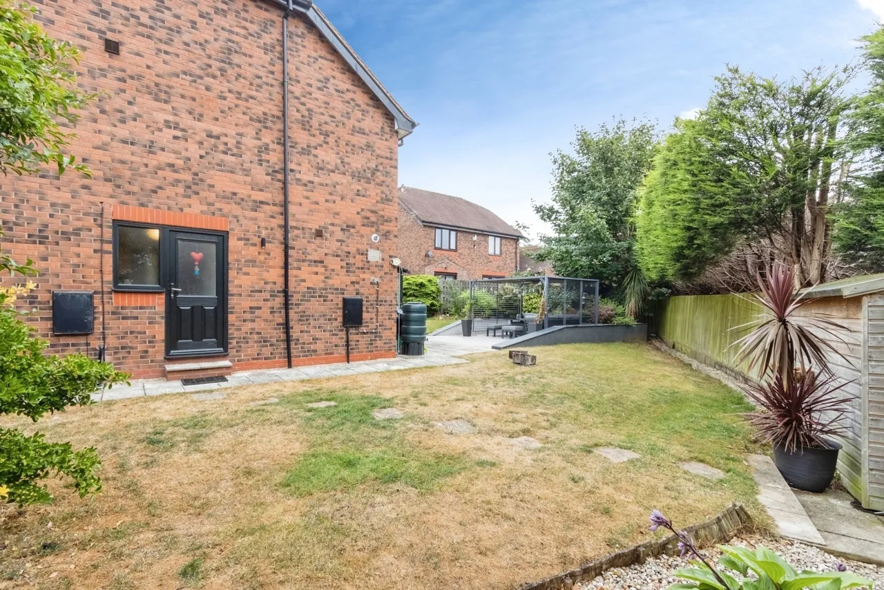 Tudor Lawns, Carr Gate, Wakefield, West Yorkshire, WF2, photo 31