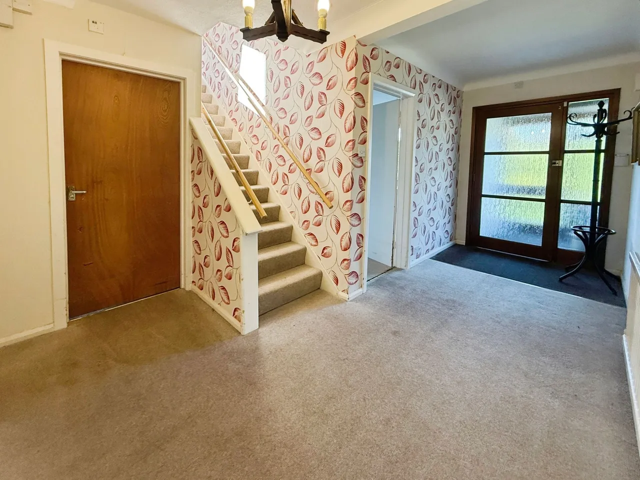 Ladybarn Crescent, Stockport, photo 5