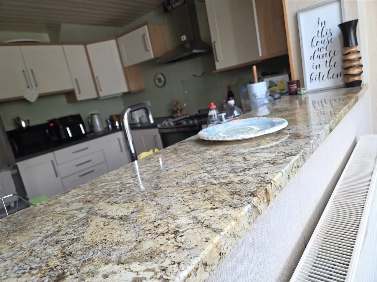 Ferneydale Avenue, Buxton, SK17, photo 8
