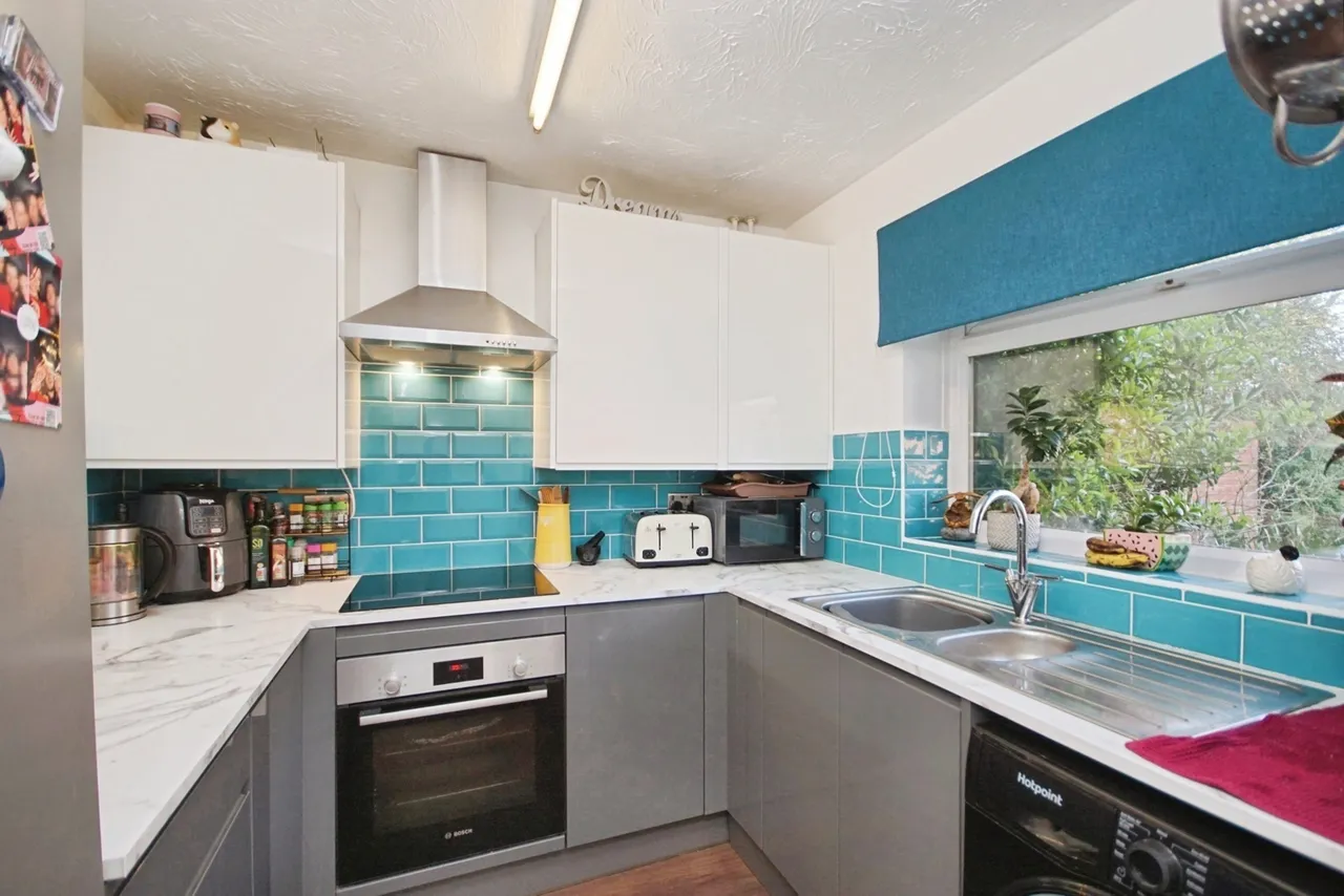 Montrose Drive, Warmley, Bristol, BS30, photo 3