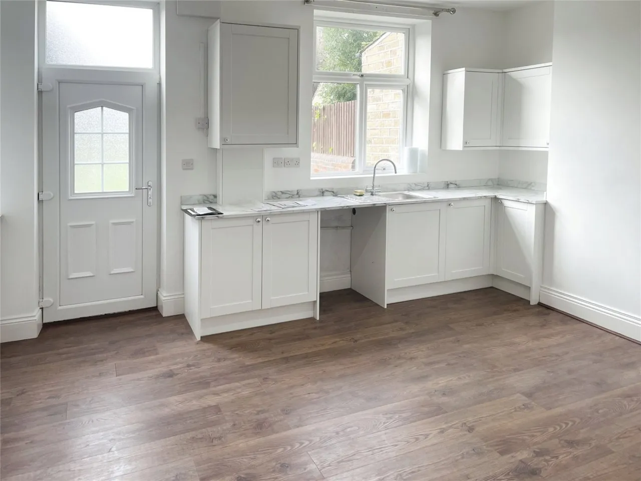 Thornhill Avenue, Lindley, HD3, photo 17