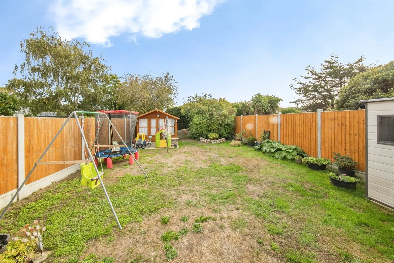 Laurel Avenue, Harwich, CO12, photo 16