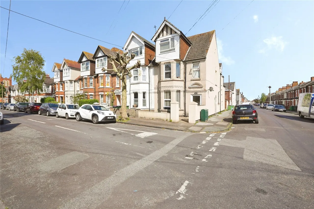 Quested Road, Folkestone, Kent, CT19, photo 21