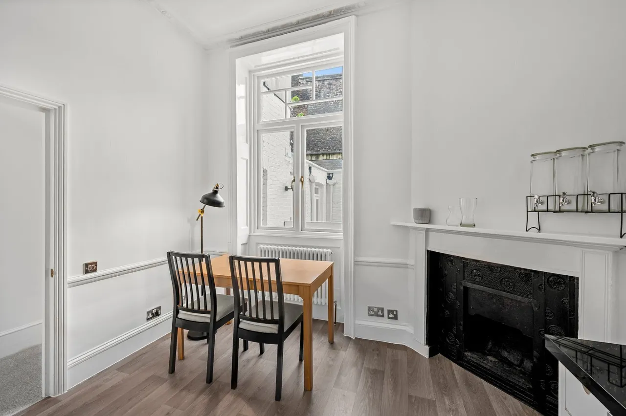 Guilford Street, Bloomsbury, WC1N, photo 15