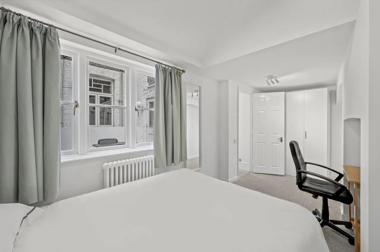 Guilford Street, Bloomsbury, WC1N, photo 11