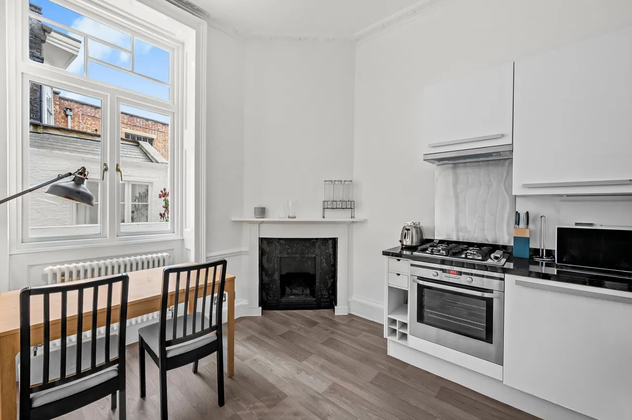 Guilford Street, Bloomsbury, WC1N, photo 8