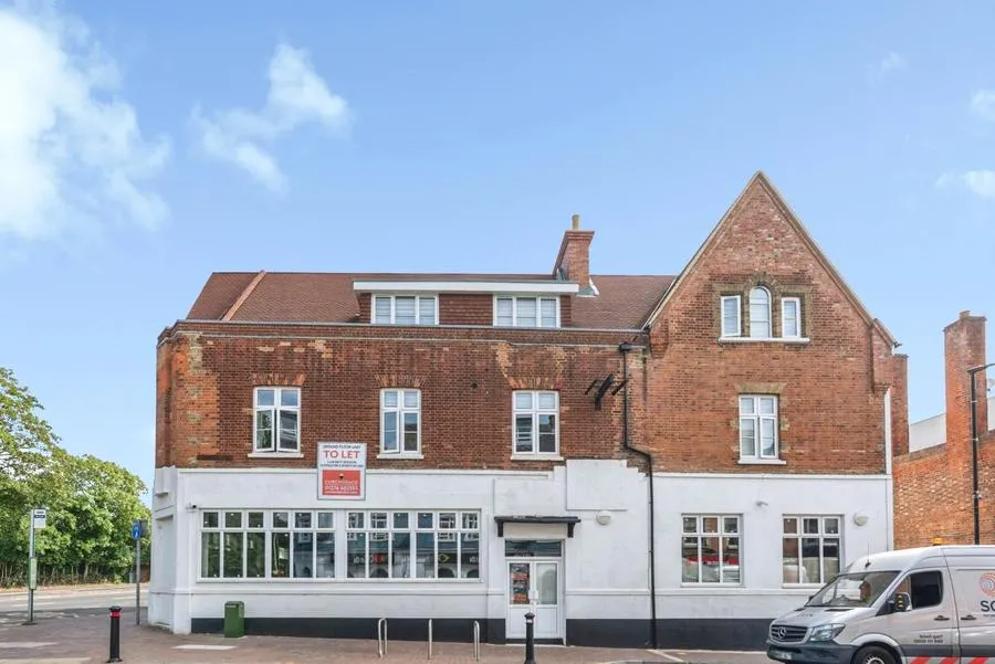 Cambridge Court, Camberley, GU15, photo 17