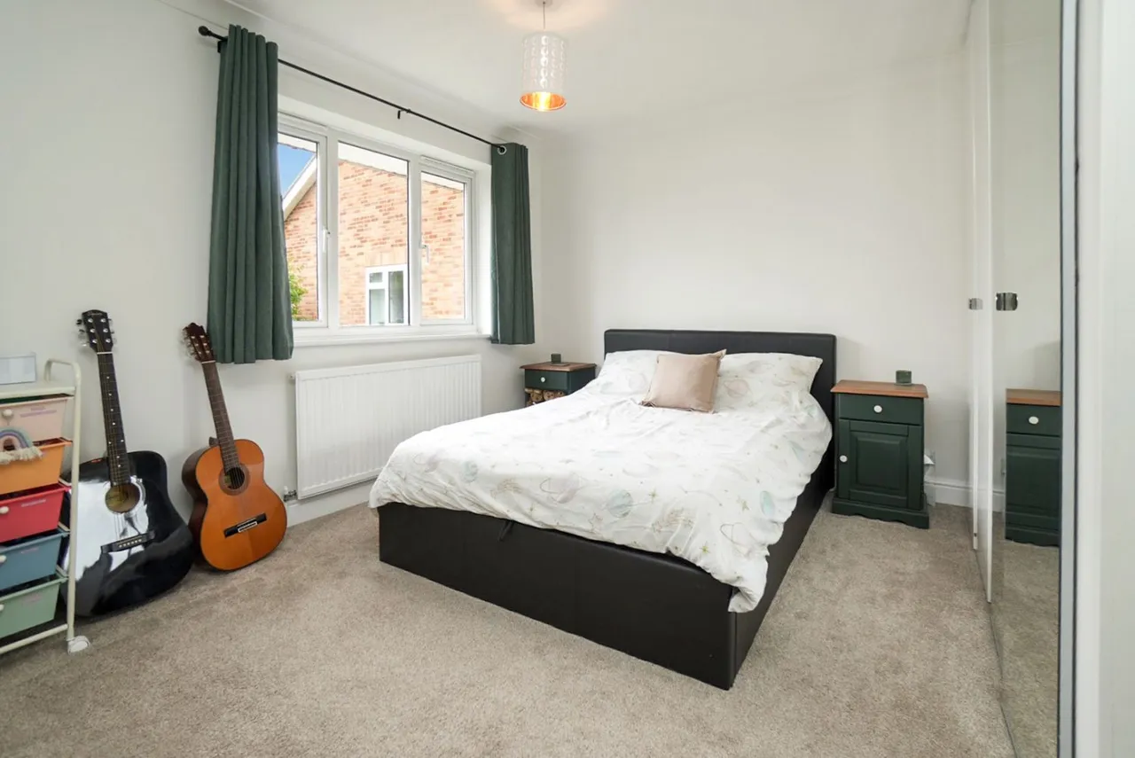 Lowbrook Drive, Maidenhead, SL6, photo 11