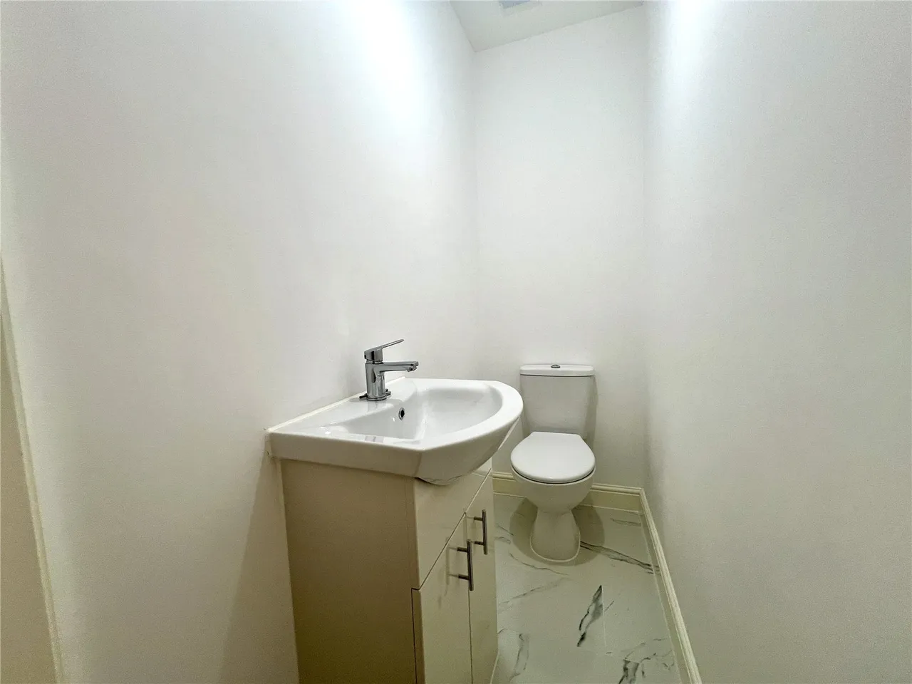 Millbrook, Guildford, GU1, photo 9