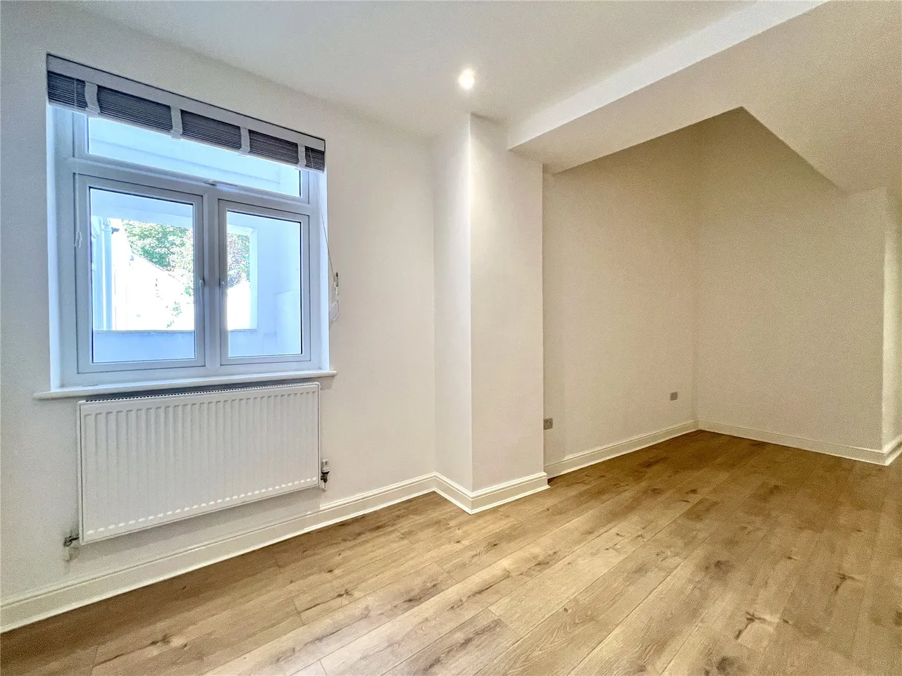 Millbrook, Guildford, GU1, photo 11