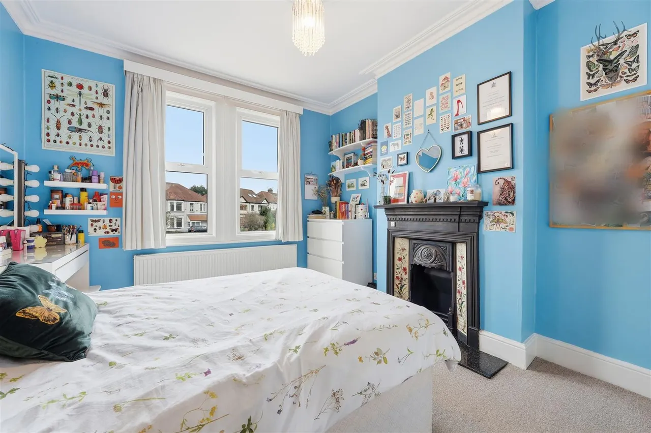 The Ridgeway, London, E4, photo 21