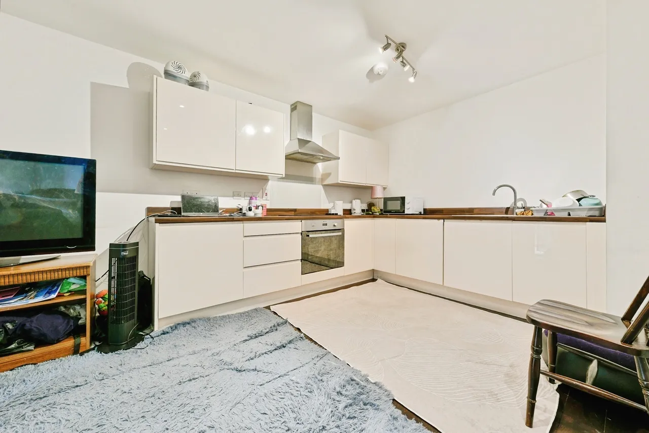 Swingate, Stevenage, Hertfordshire, SG1, photo 2