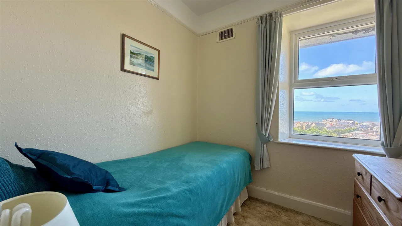 Bryn Awel Terrace, Barmouth, LL42, photo 13