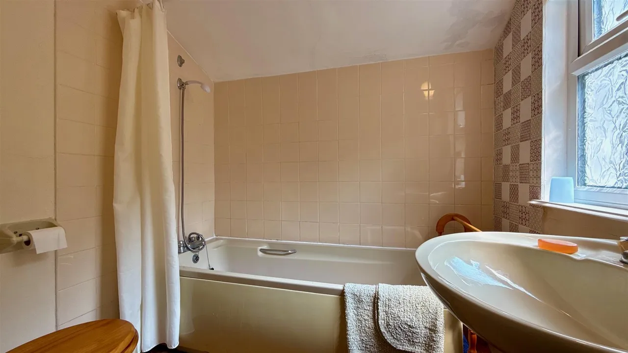 Bryn Awel Terrace, Barmouth, LL42, photo 15